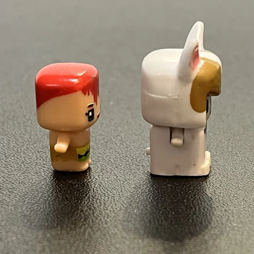 My Mini MixieQ's Mixie Q's Lot Of 2 Red Head Girl Boy Dog Costume Tiny Toys